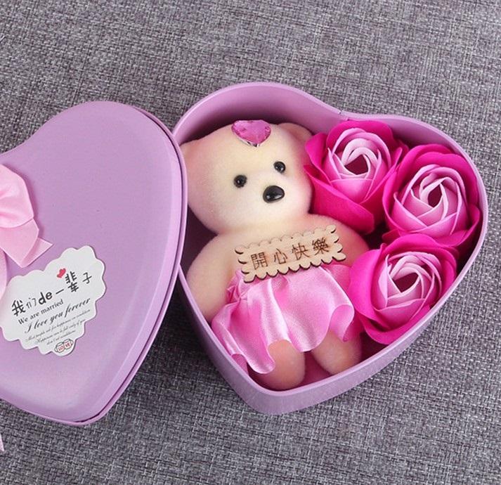 [HCM]QUÀ TẶNG HỘP TRÁI TIM HOA VÀ GẤU