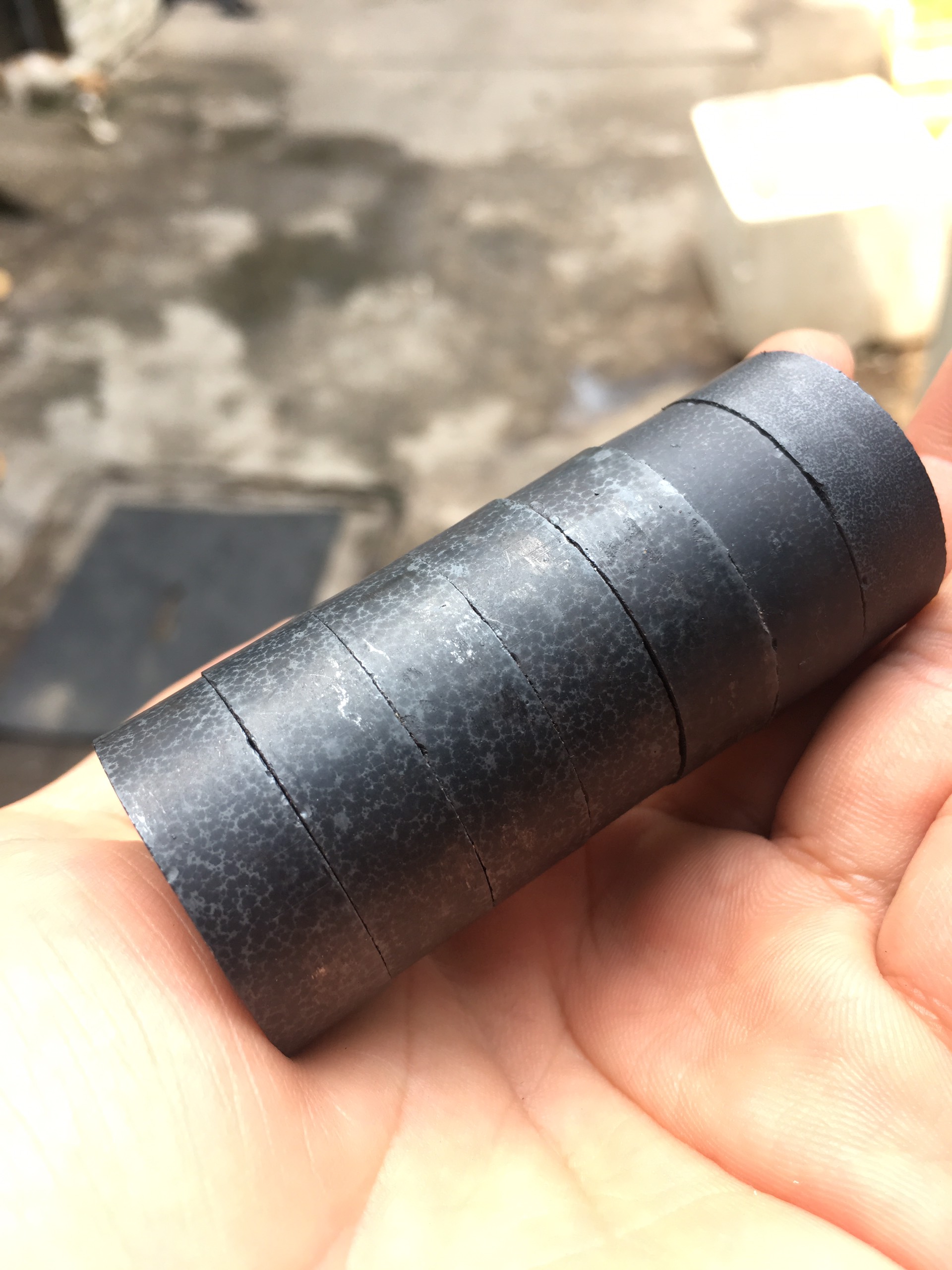 [HCM]Nam Châm Đen Ferrite Ø 30x10mm – Bộ 3 Viên