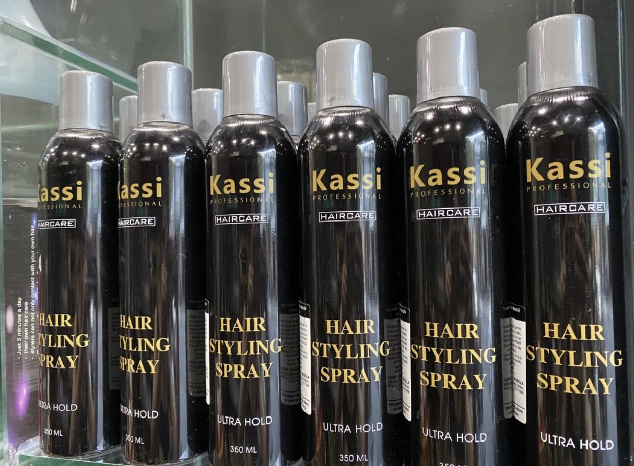 Keo xịt tóc Kassi dạng mềm, cứng và bóng (Chai 350ml)
