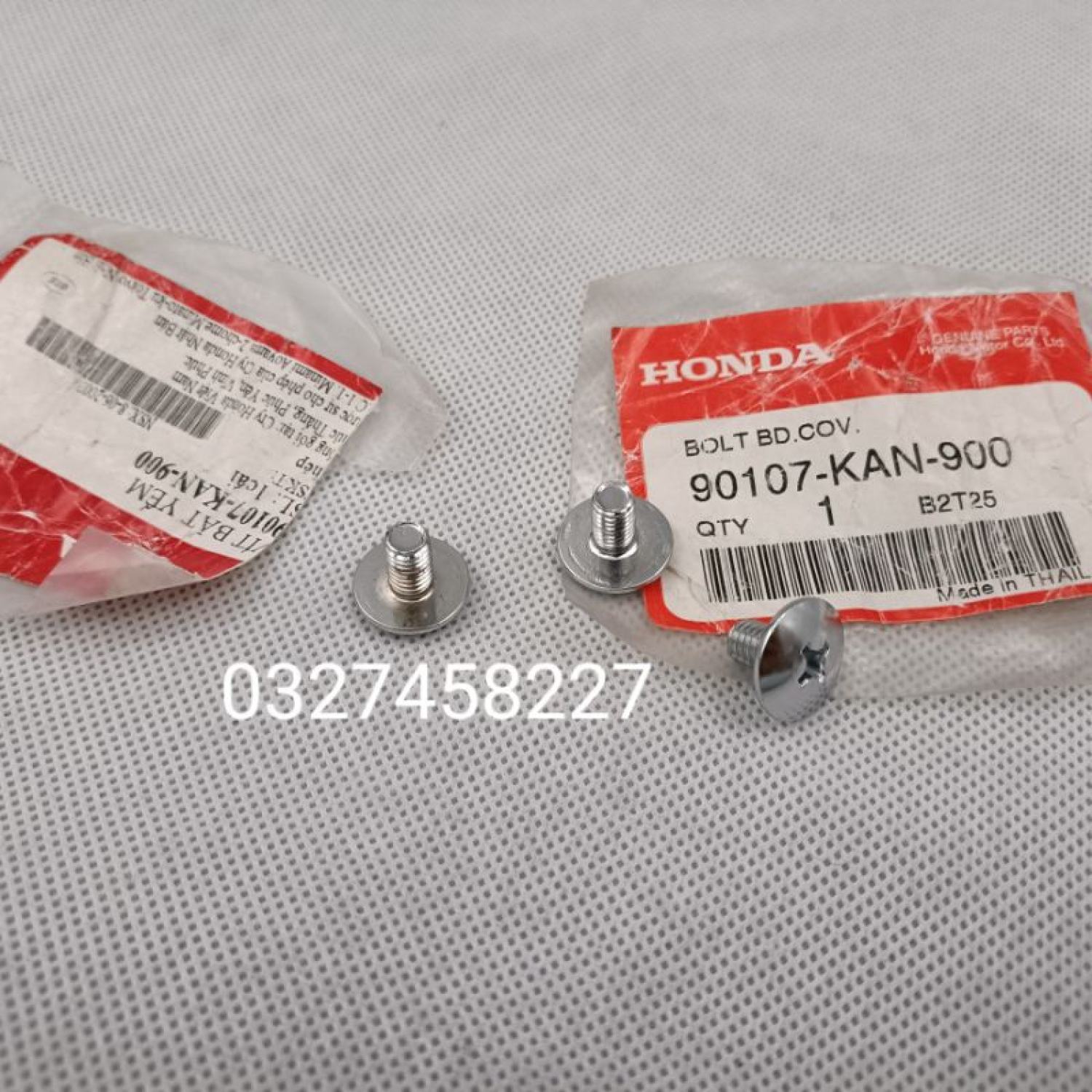 Ốc, vít bắt bững yếm xe WAVE, FUTURE...  zin Honda