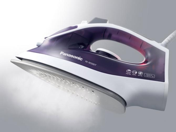 Bàn ủi hơi nước Panasonic NI-M300TVRA