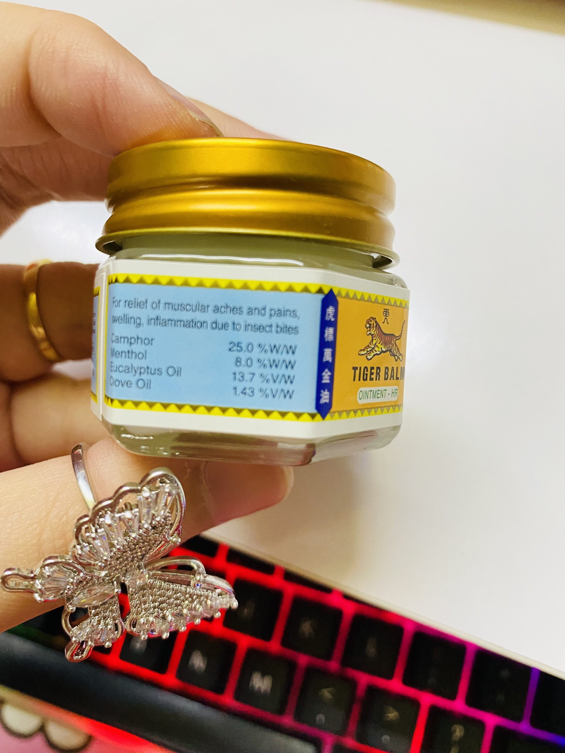 Dầu Cù Là Tiger Balm Trắng & Đỏ Thái Lan 19g