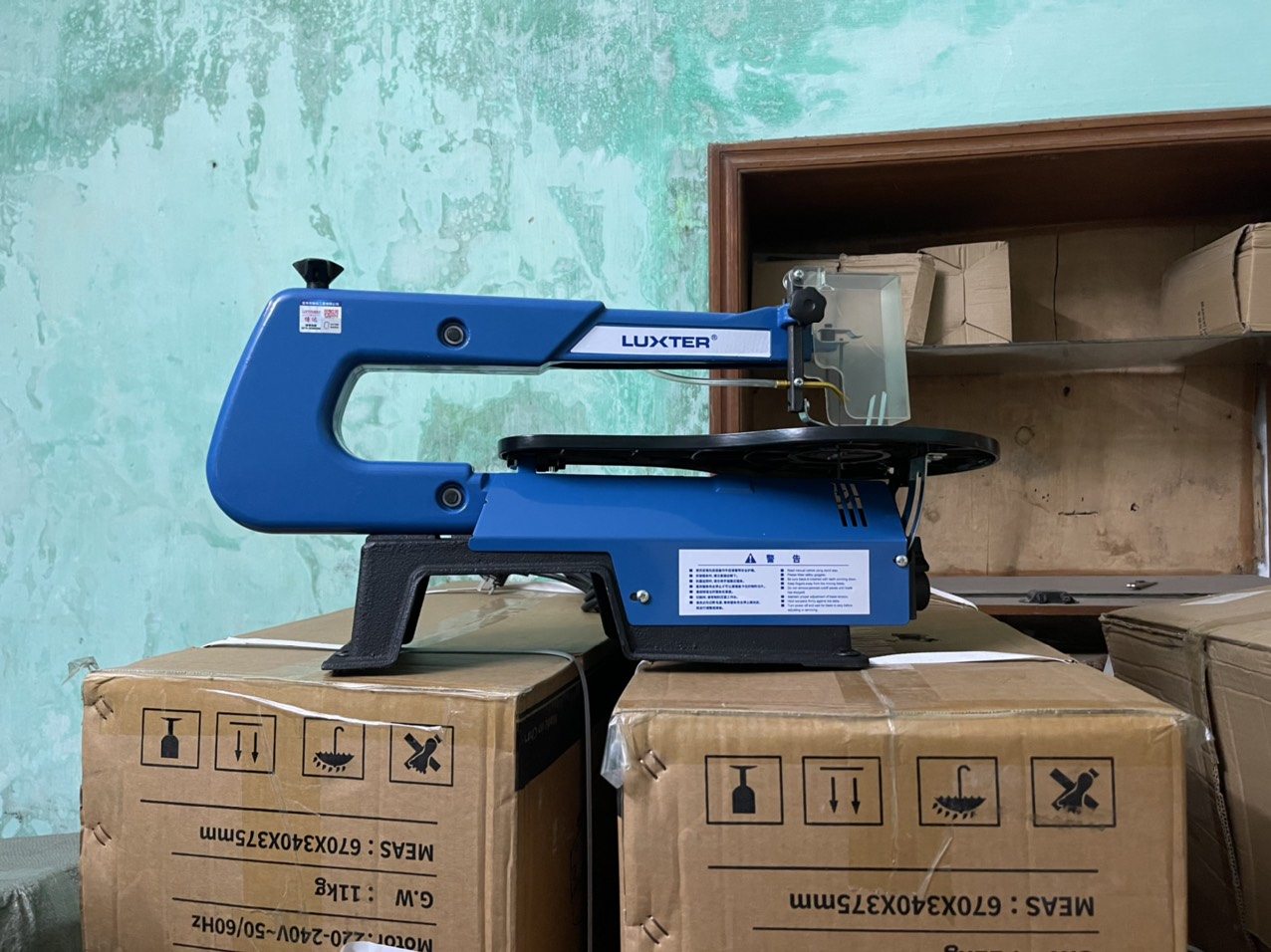 Máy cưa lọng chỉ