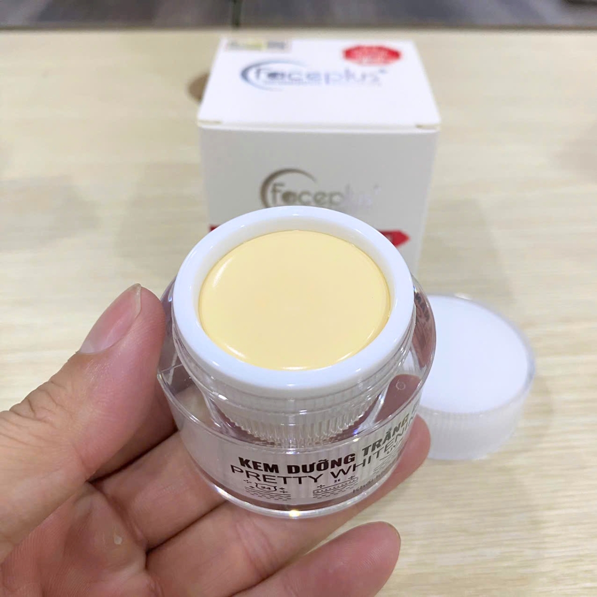 Kem dưỡng trắng da - Chống nắng FacePlus+ B5 (10g)