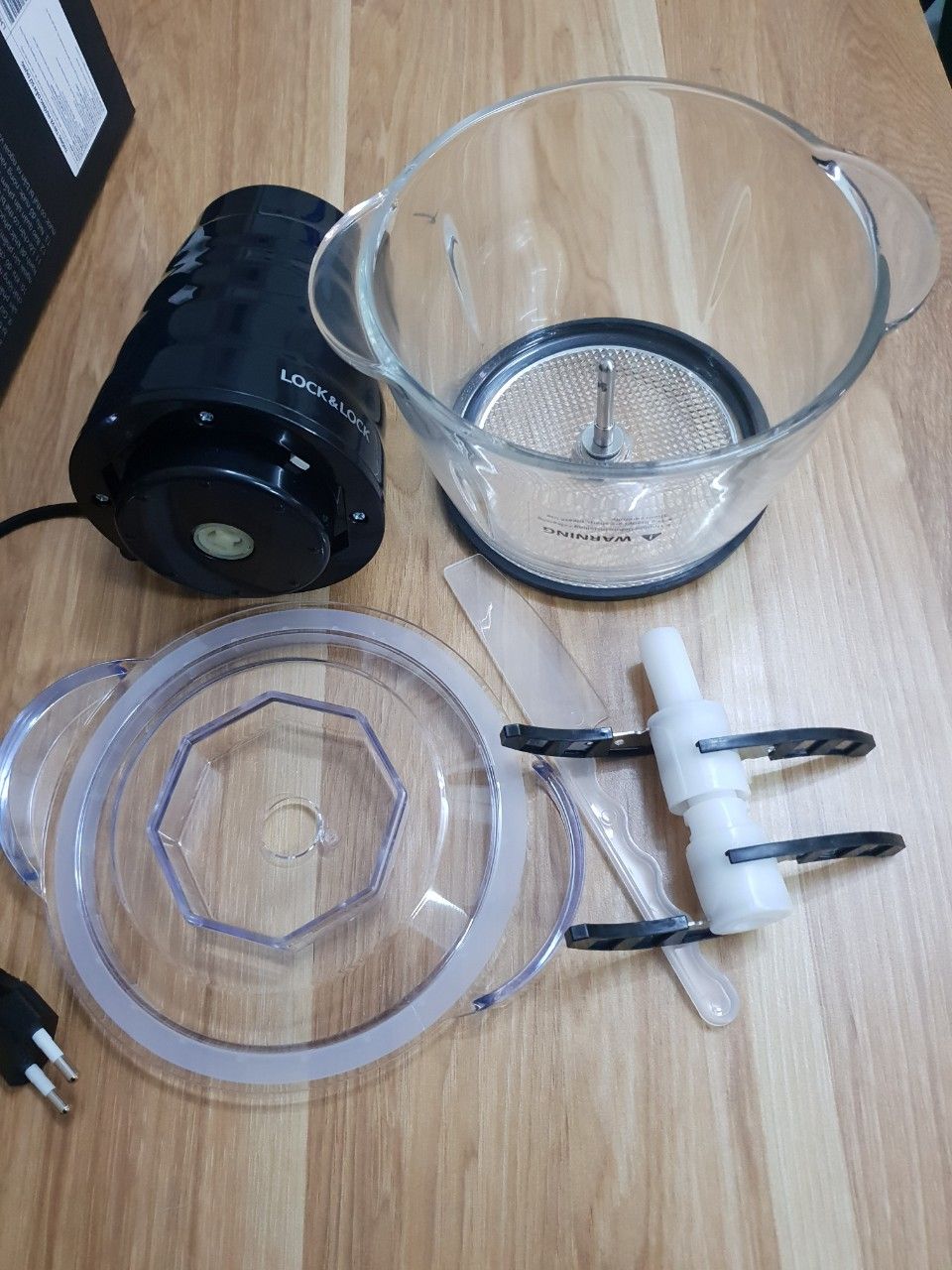 [HCM]MÁY XAY THỊT LOCK&LOCK MEAT CHOPPER 1 LÍT EJM156BLK