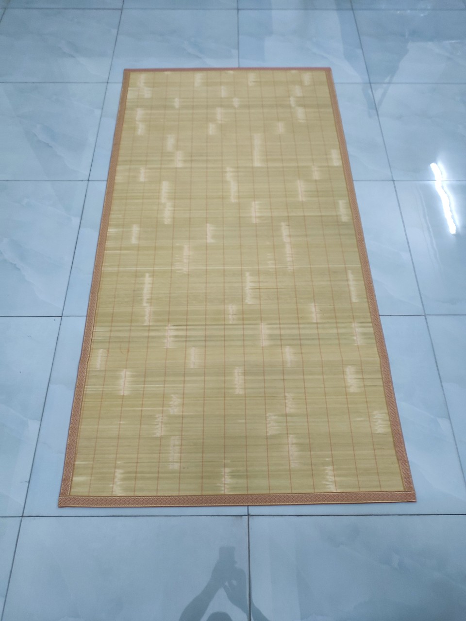 chiếu trúc tăm 1m x 1.86m