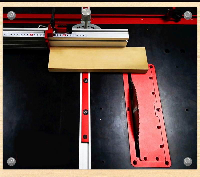 Tấm gá chế máy cưa bàn cho máy cưa đĩa 255mm được đúc liền nguyên khối và được phay CNC cho độ ổn định cao