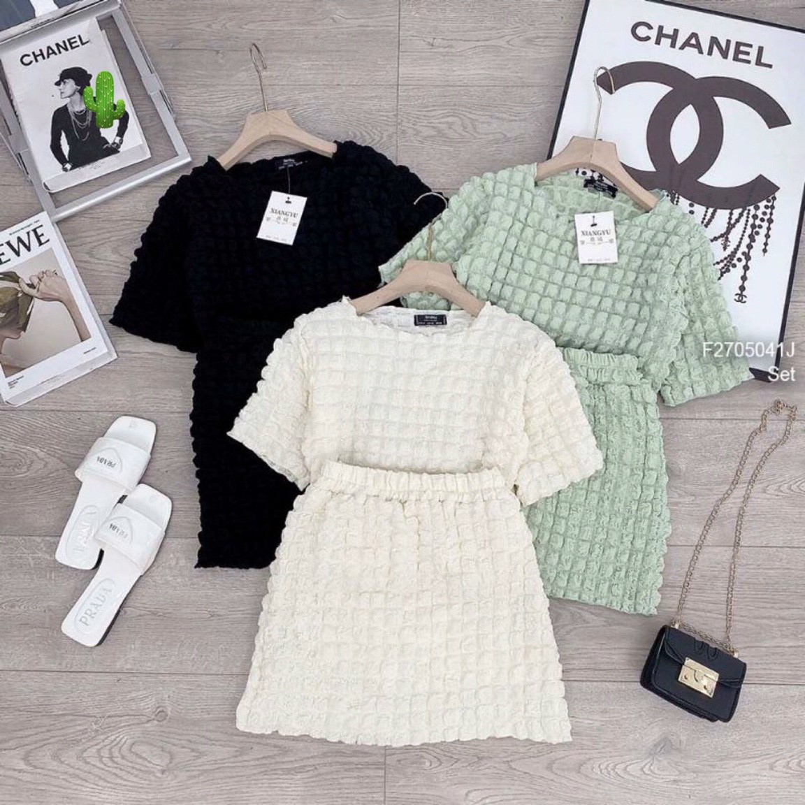 Sét Áo + Chân Váy (vải chỉ xốp)