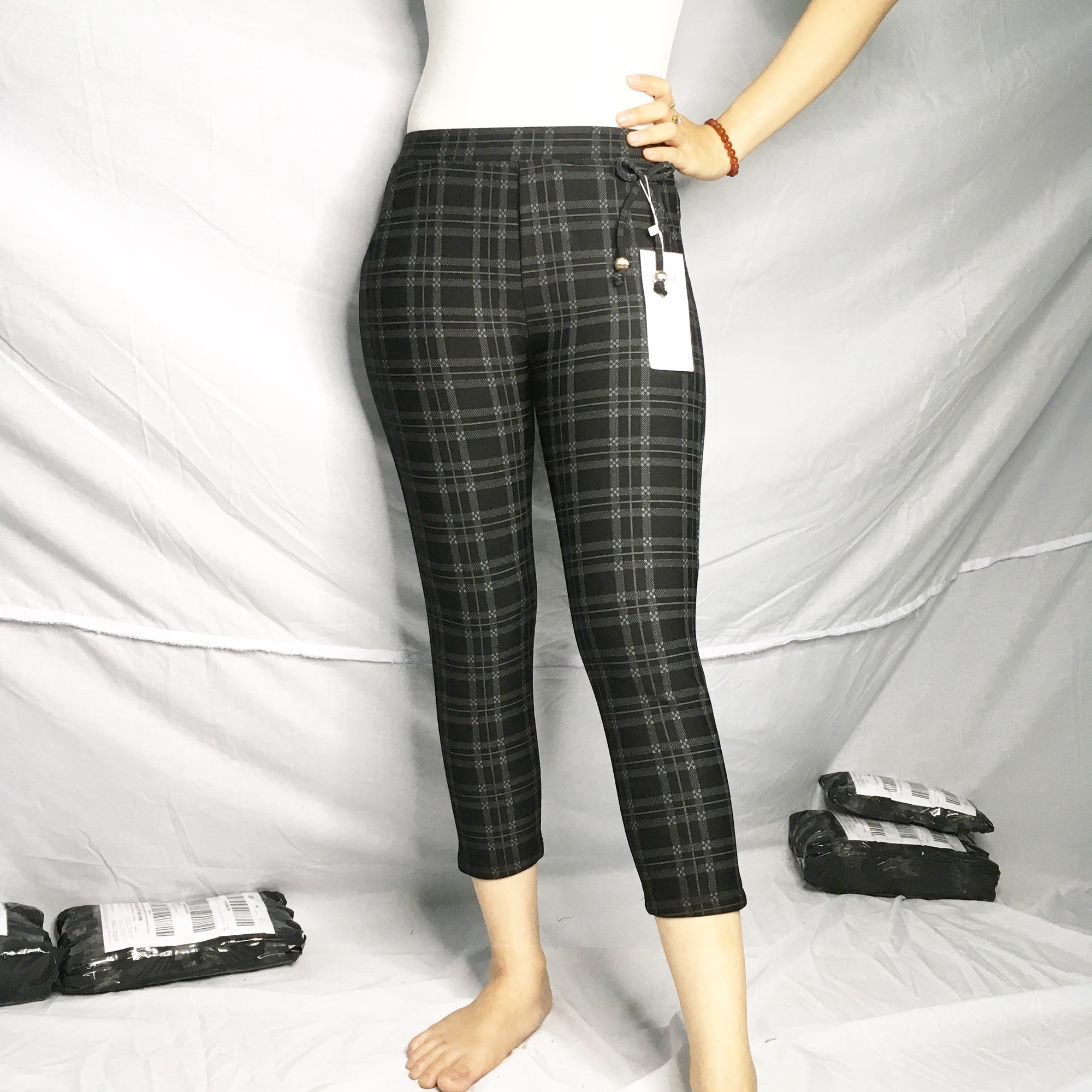 Quần lửng karo thun cotton hàn quốc
