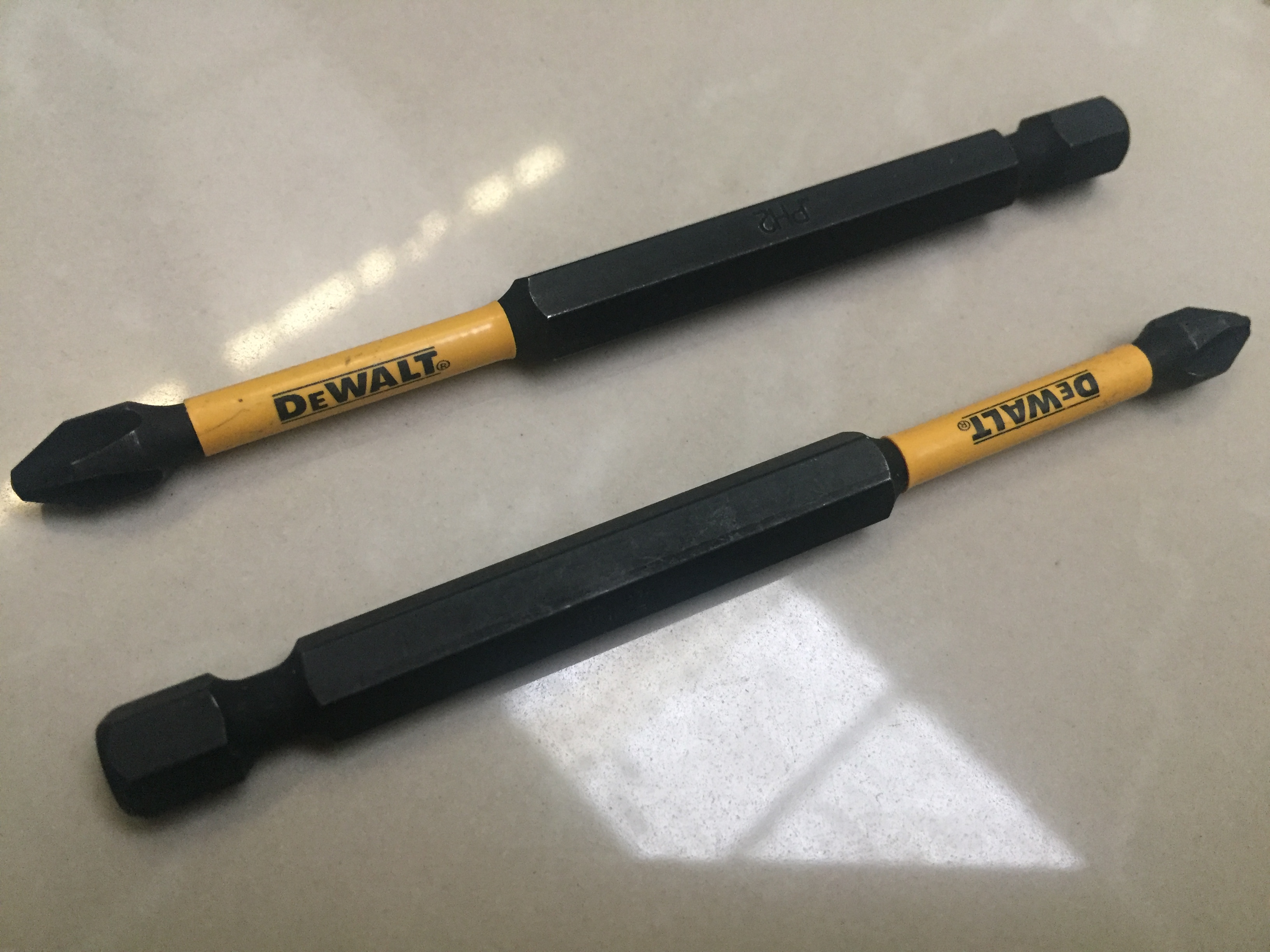 Mũi Vít Dewalt Nhập Mỹ - Mũi Pake - Mũi Vít 4 Cạnh