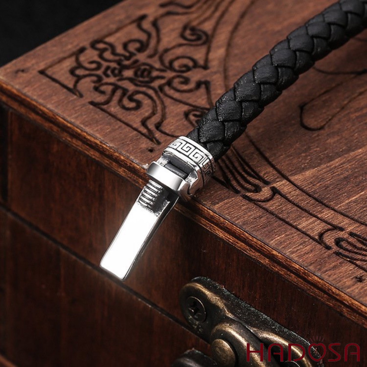 [HCMC] Thai men's leather bracelet with silver