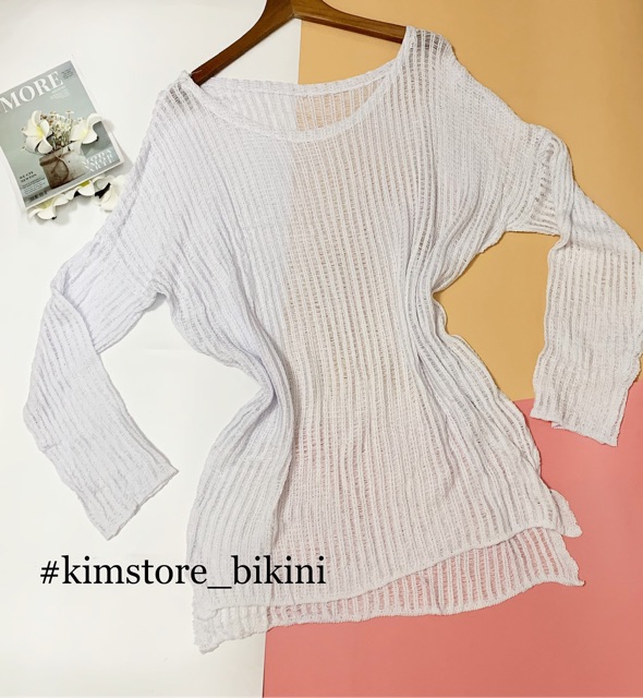 Áo khoác lưới trắng mặc bên ngoài bikini đi biển
