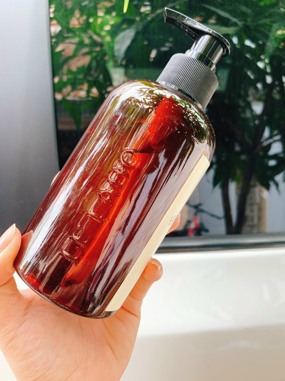 Sữa tắm Nước Hoa LELABO SANTAL 33