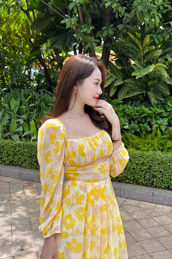 [NHẬP MÃ NOVFALAZSOCIAL02 GIẢM 40K ĐƠN 199K  ] Đầm kiểu cutout MAYBI voan tay phồng