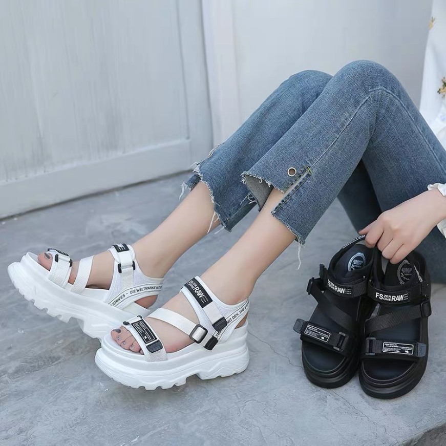 Sandal nữ,sandal học sinh,sandal quai chéo độn đế 5p Fashion giá rẻ