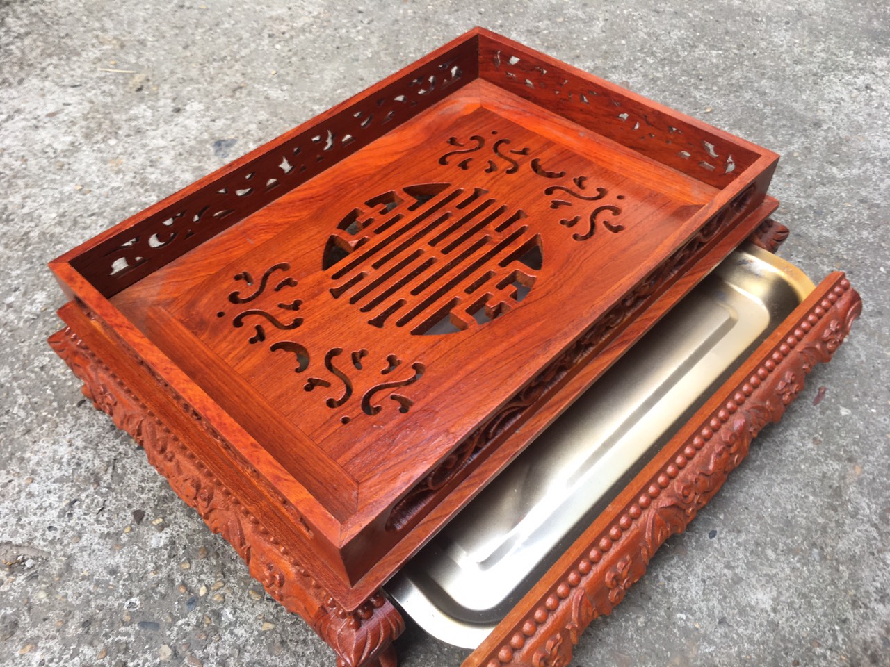 Khay trà chân quỳ gỗ hương cao cấp