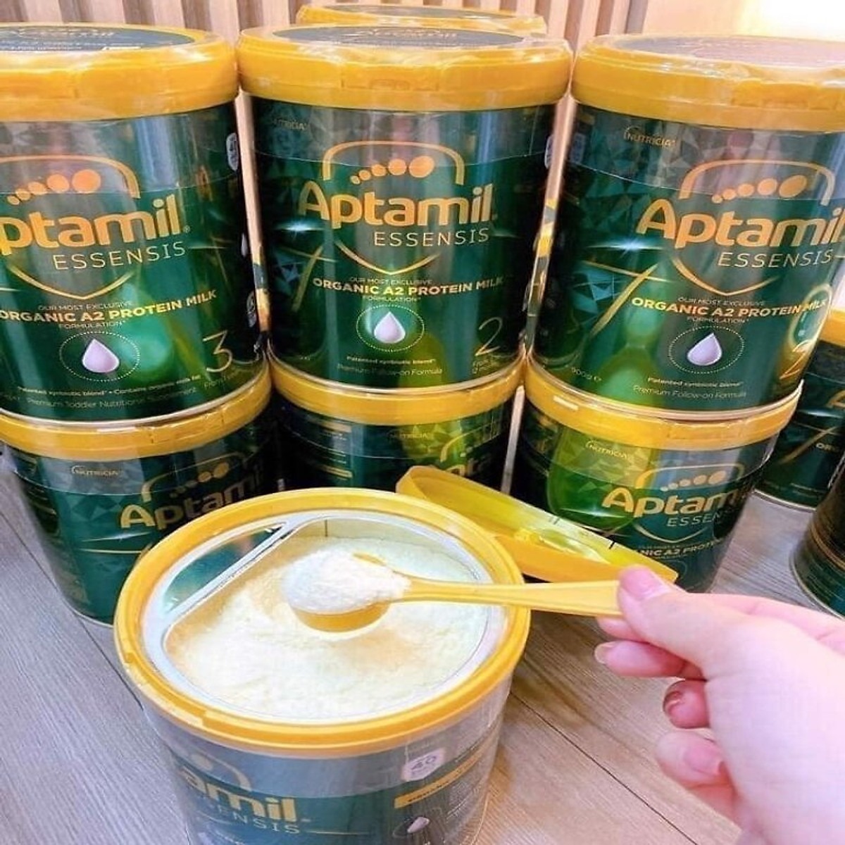 Sữa Aptamil Essensis số 2 (6-12 tháng) nội địa Úc 900g