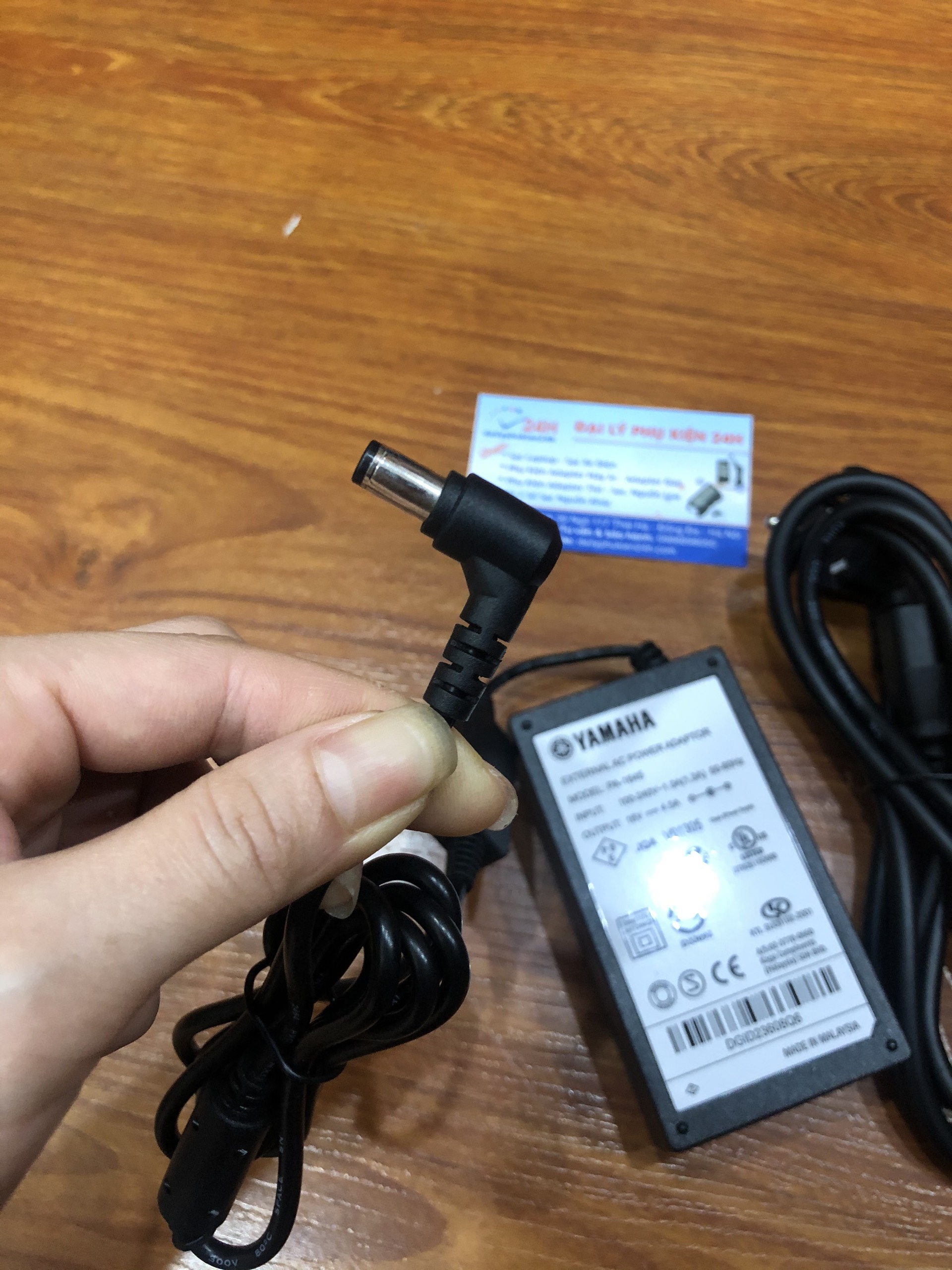 DC 16v 4.5a (adapter nguồn cho đàn yamaha PSR-S650)