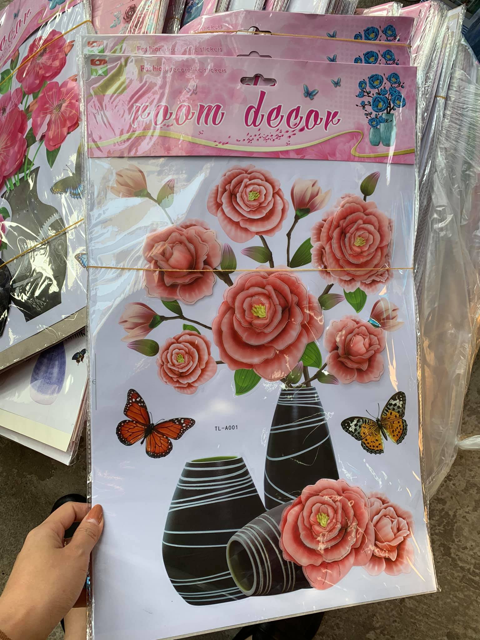 Tranh hoa nổi 3D dán tường siêu đẹp ( giao mẫu ngẫu nhiên)