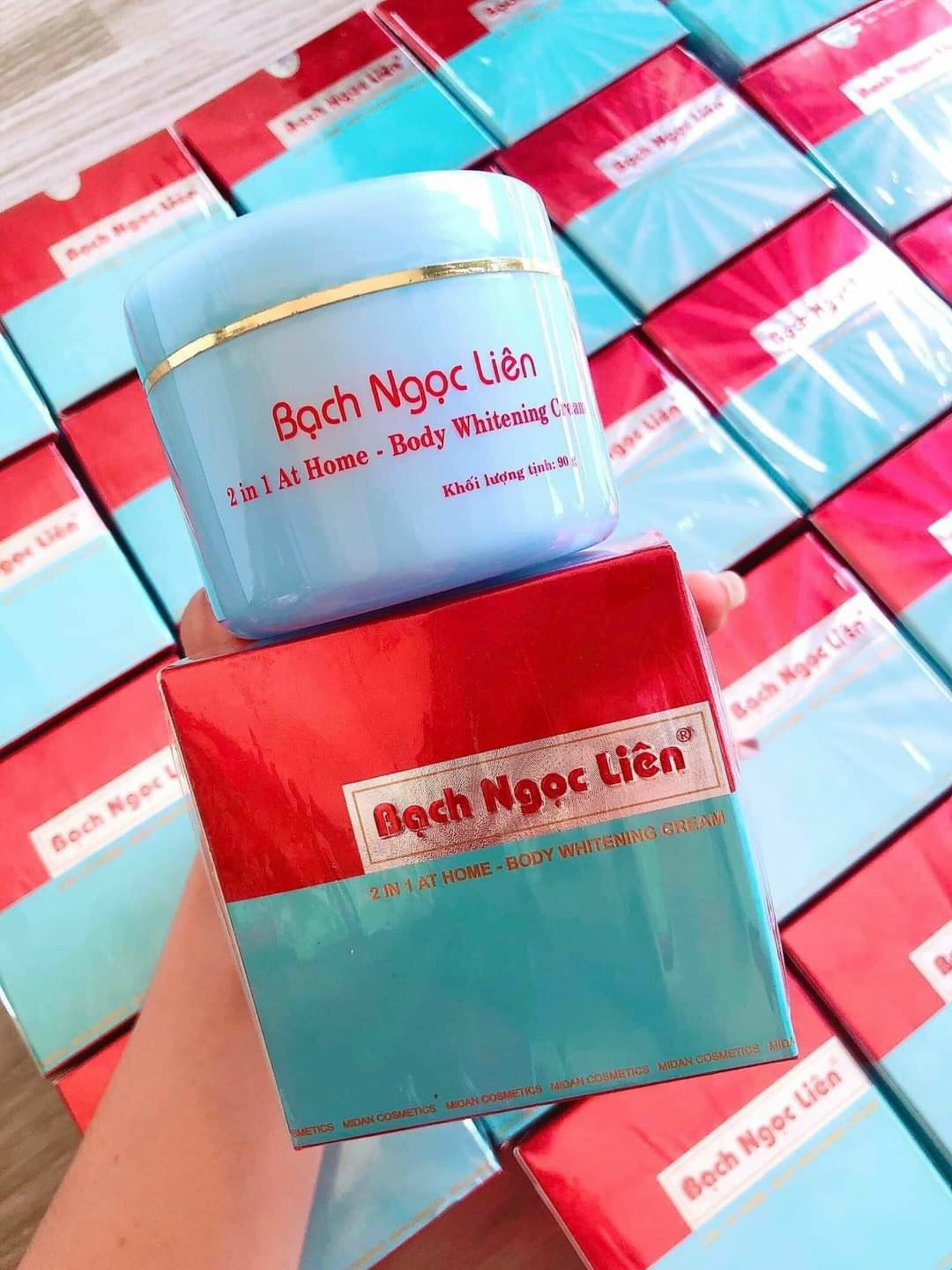 Kem body Bạch Ngọc Liên siêu trắng