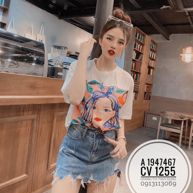 Áo thun uzzang form rộng cô gái quyến rũ