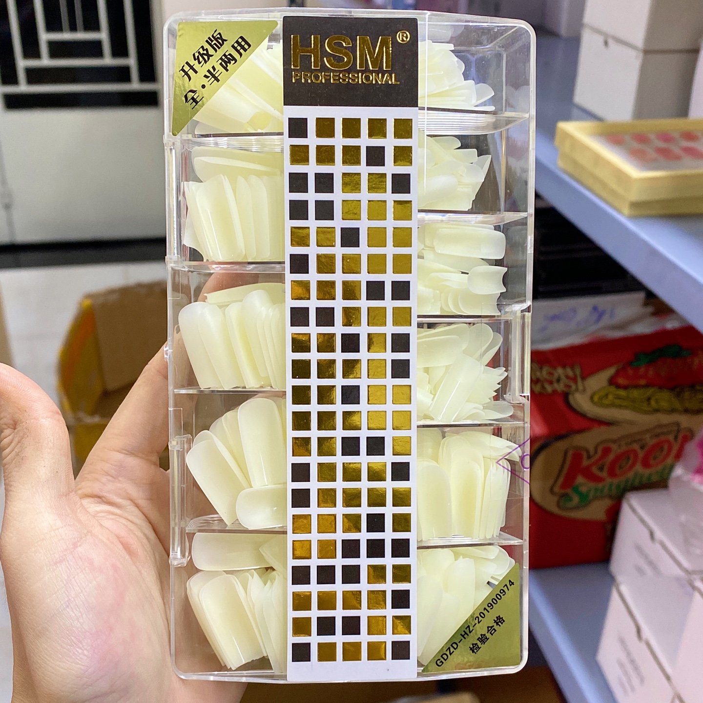 Móng Up HSM Nhám Phom Vuông Màu Đục , Trong - Mini Nails