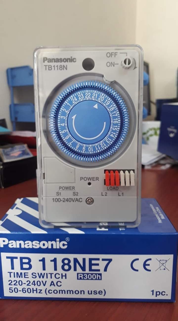 Công tắc hẹn giờ panasonic TB118N
