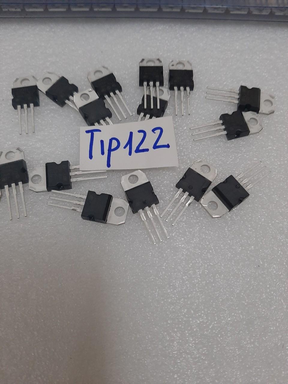 5 con transistor TIP122
