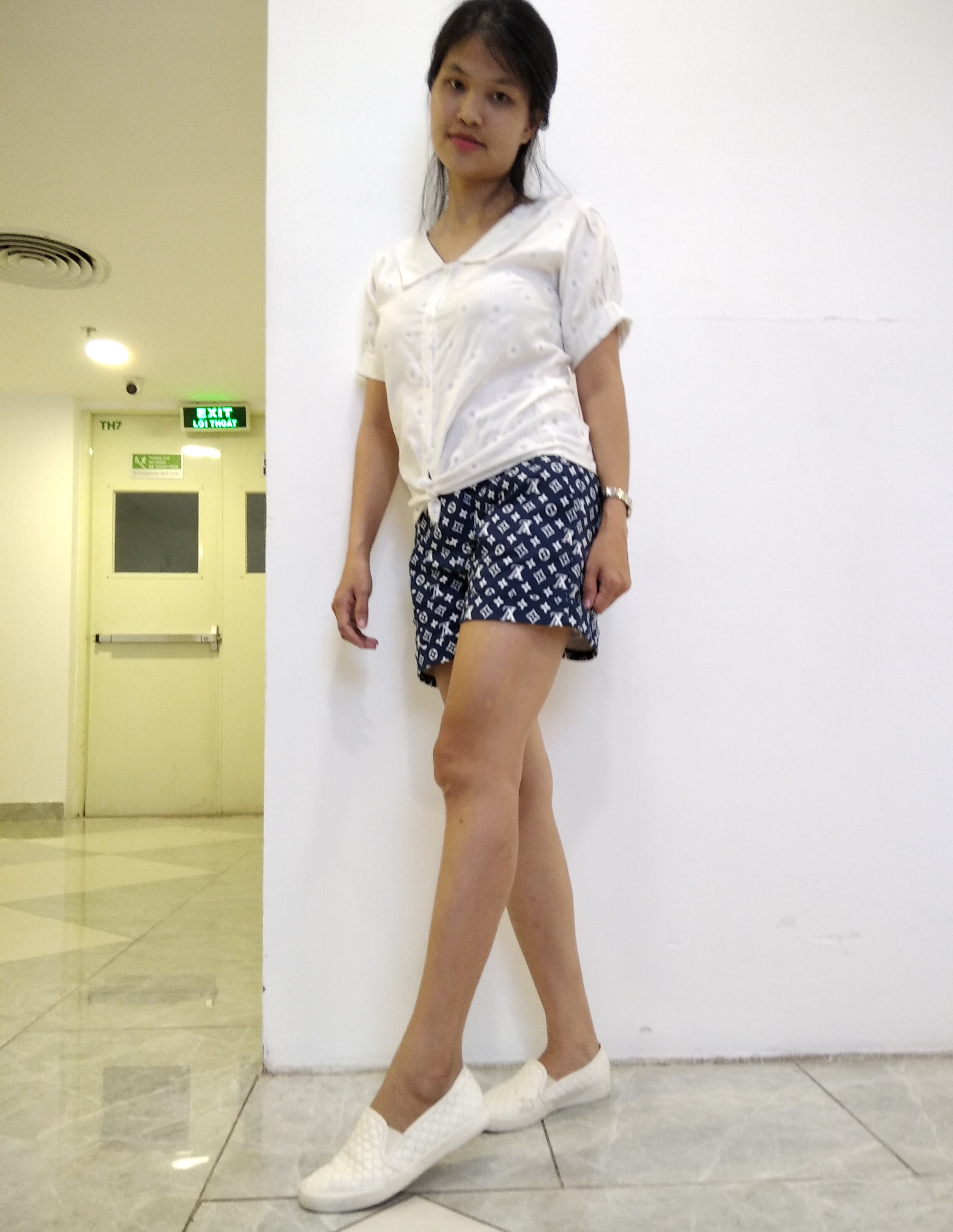 [HCM]Set áo lụa hoa cúc cao cấp kết hợp quần đùi kaki (nhiều màu)