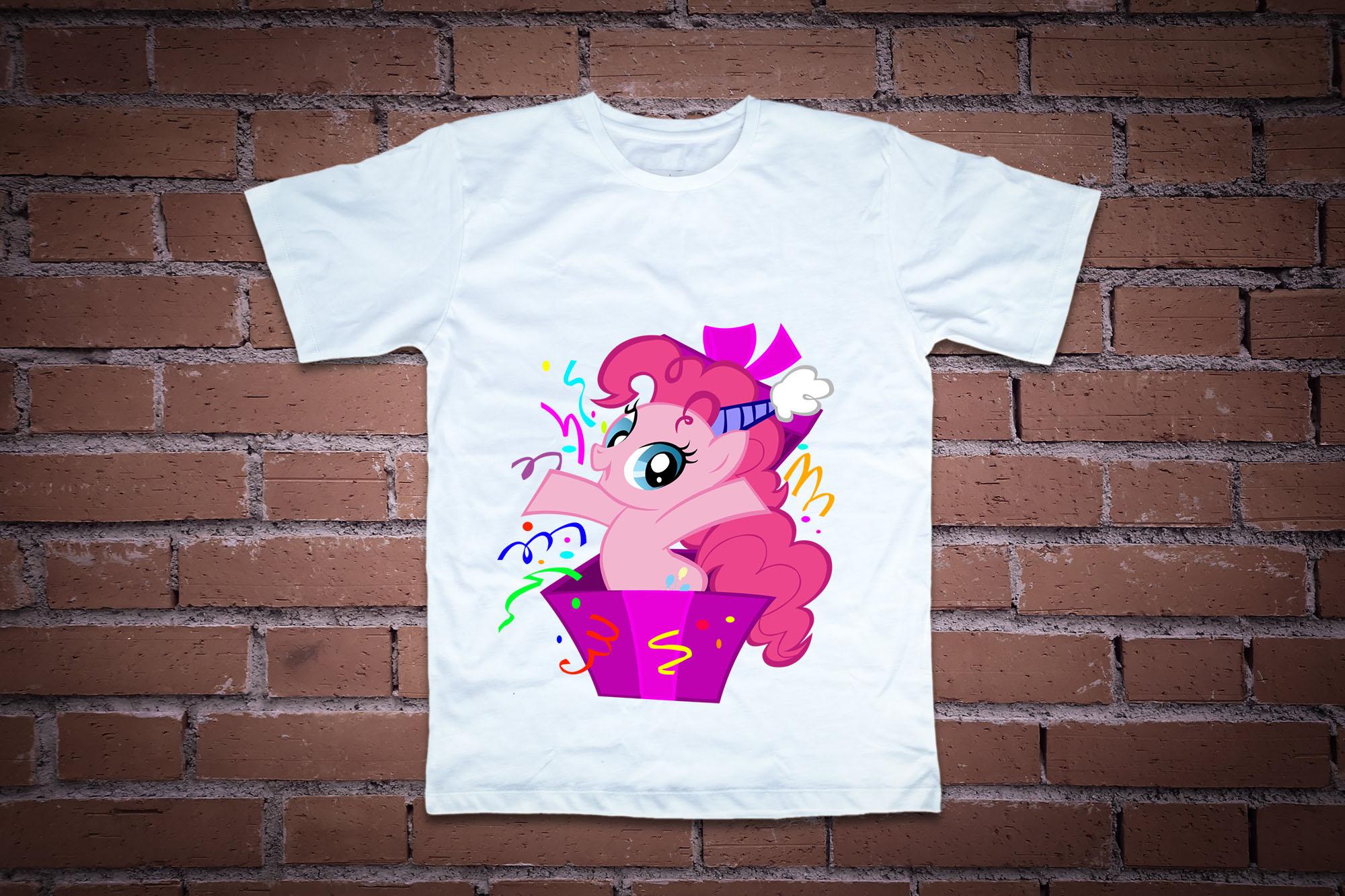Áo thun in hình pony hồng vui nhộn