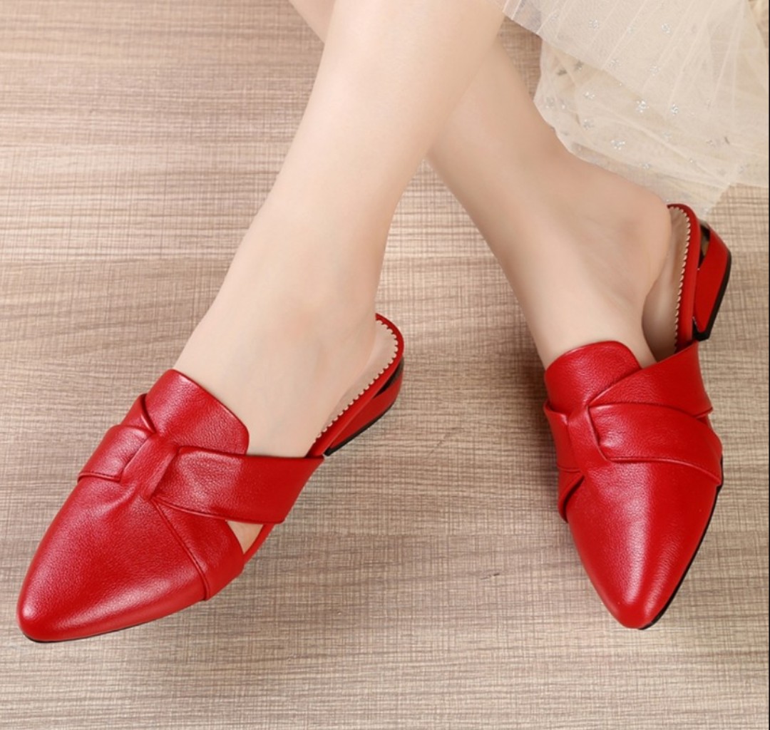 Dép bít mũi nữ quai chéo gót rời cao câp