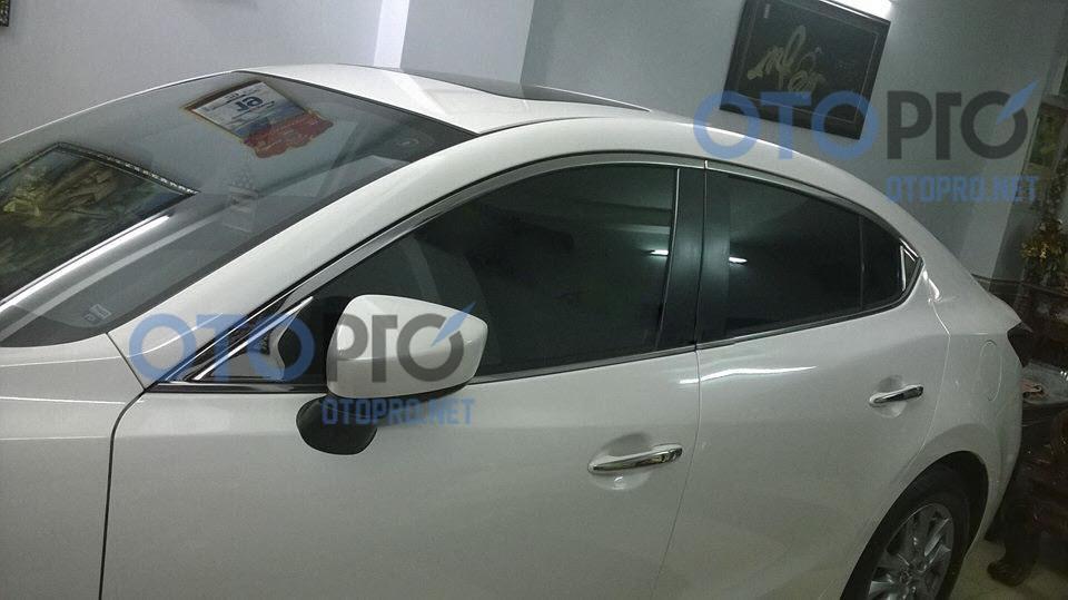 bộ nẹp cong kính  xe Mazda 3