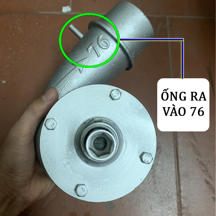 Bơm Nước Gắn Xe Máy Đầu Ra Vào 76