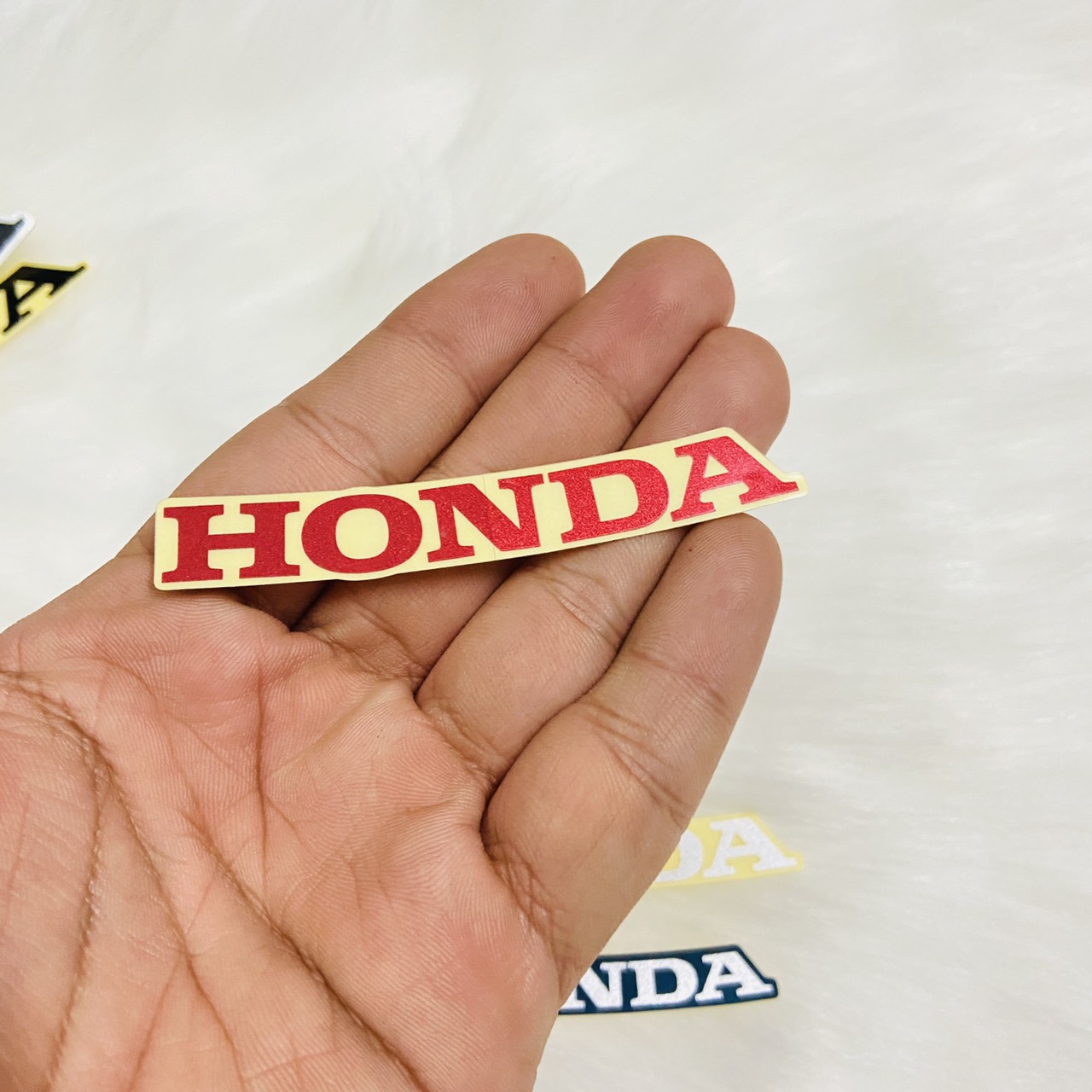 [HÀNG ZIN] TEM LOGO HONDA,TEM CHỮ HONDA DÁN TRANG TRÍ CÁC DÒNG XE CAO CẤP ( CHỮ HONDA MÀU ĐỎ)