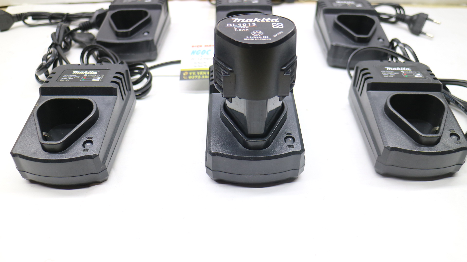 [RẺ VÔ ĐỊCH] Sạc và pin máy khoan pin 12v