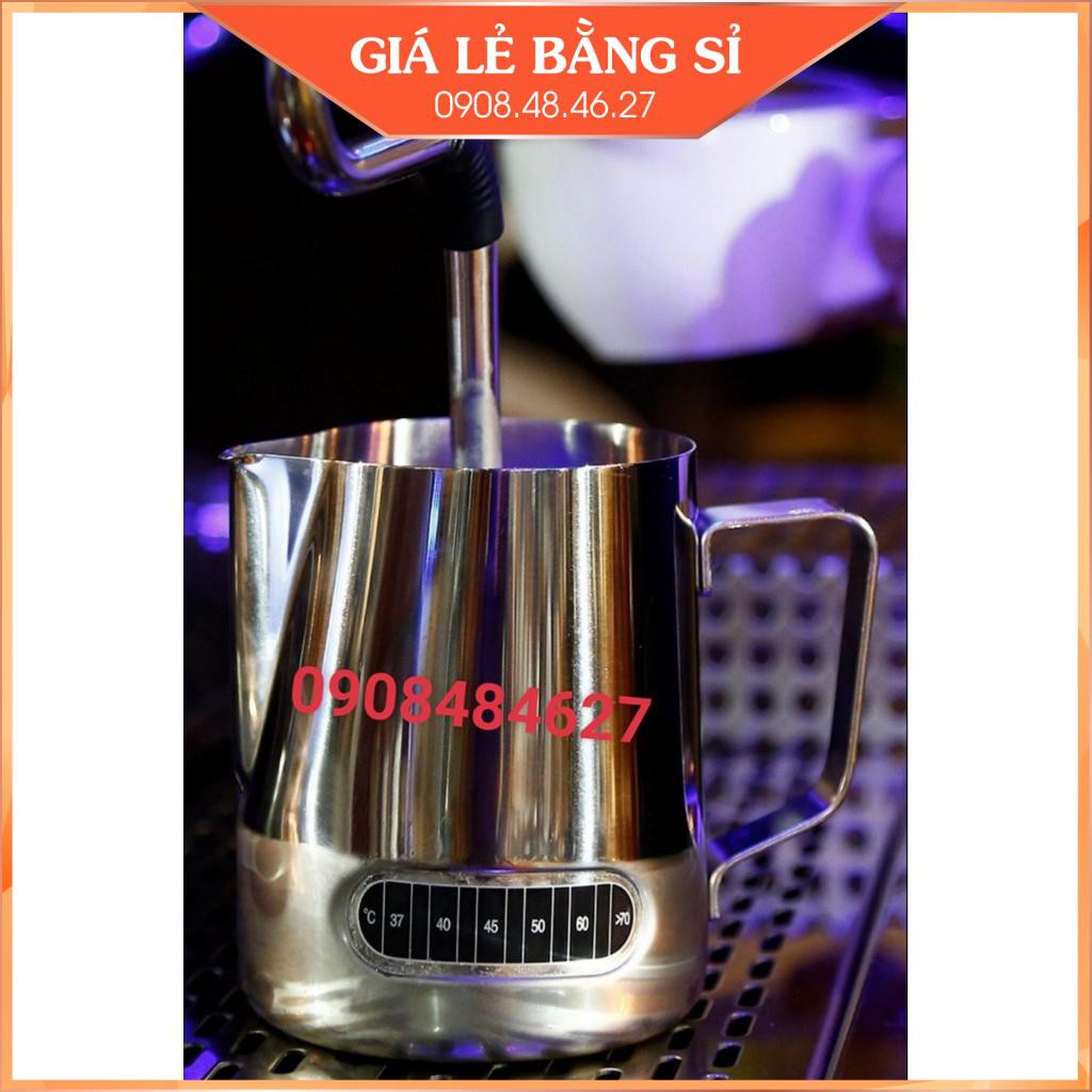 Ca Đánh Sữa Inox Có Vạch Hiển Thị Nhiệt Độ 600ml