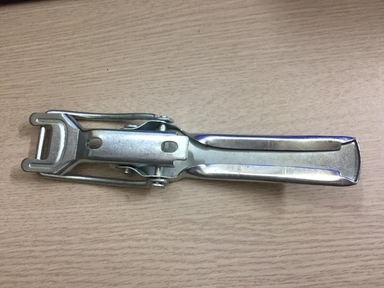 Khóa thùng xe Suzuki Carry&Daewoo 5 tạ