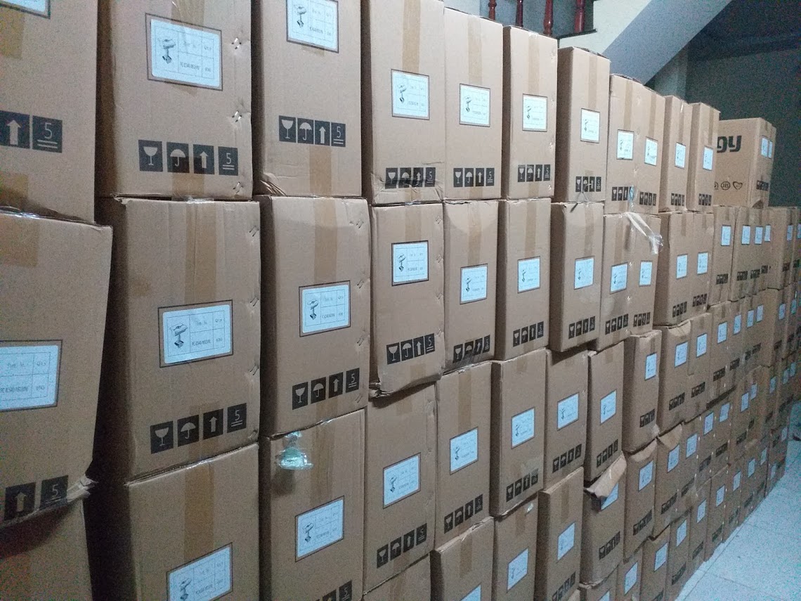 Chân L mái tôn năng lượng mặt trời