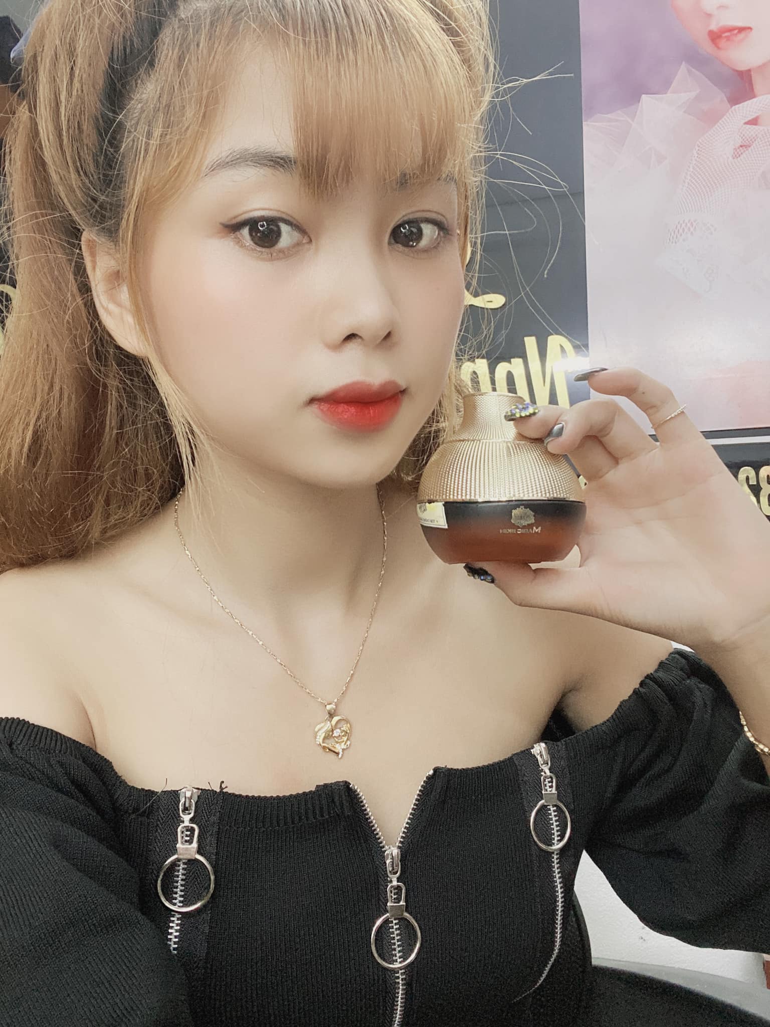 Kem tái sinh đêm Magic Skin