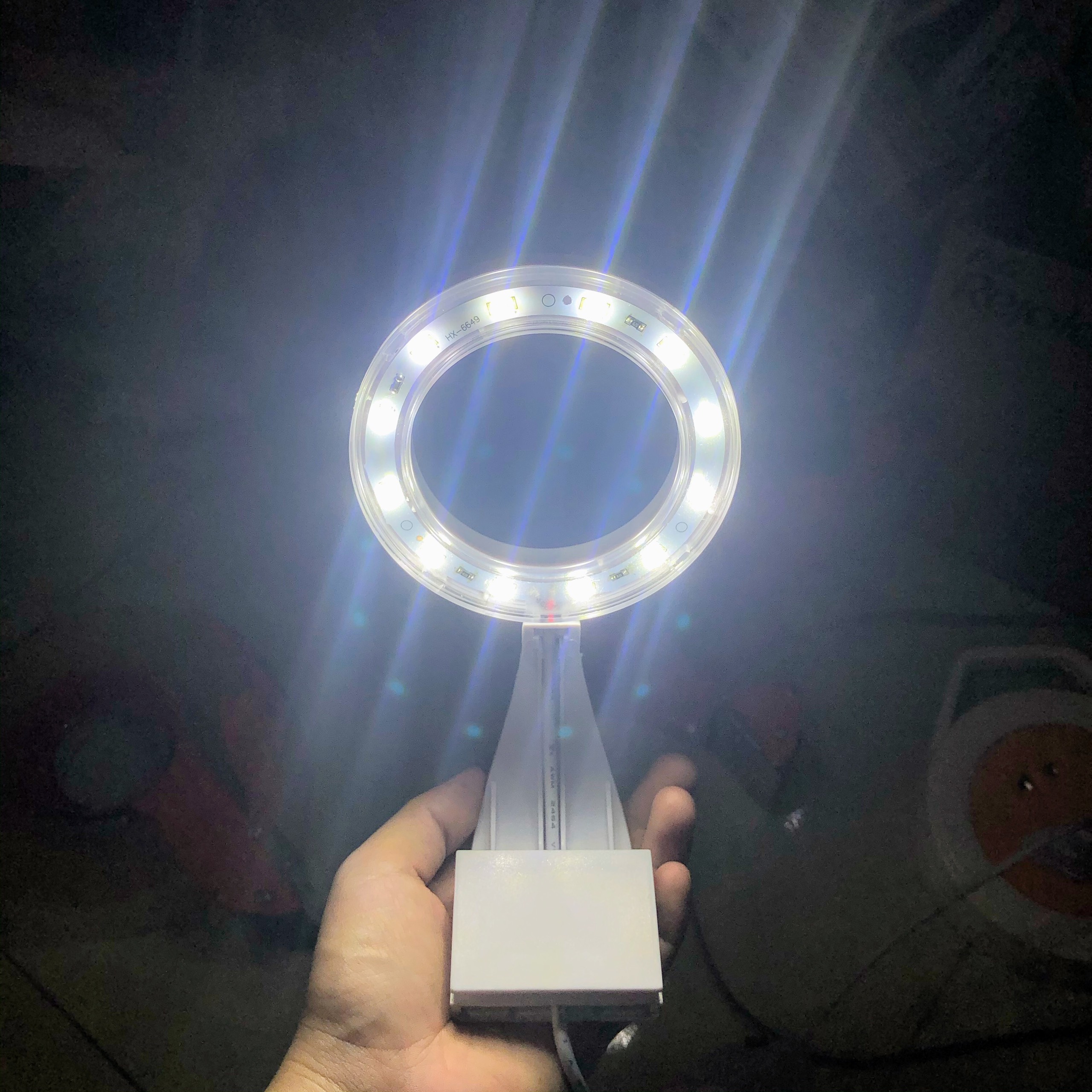 Đèn bể cá mini KẸP TRÒN dành cho hồ cá từ 20 đến 40cm