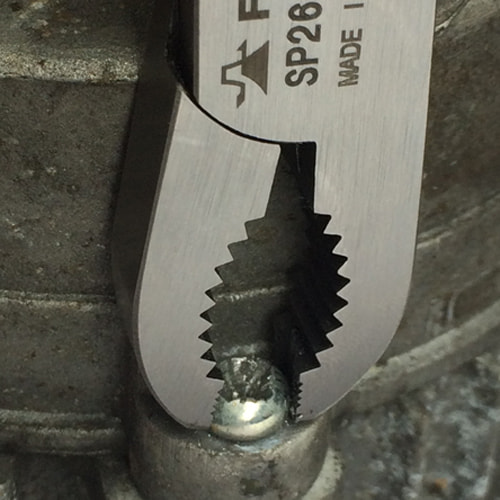 Kềm mở ốc Fujiya SP26-175