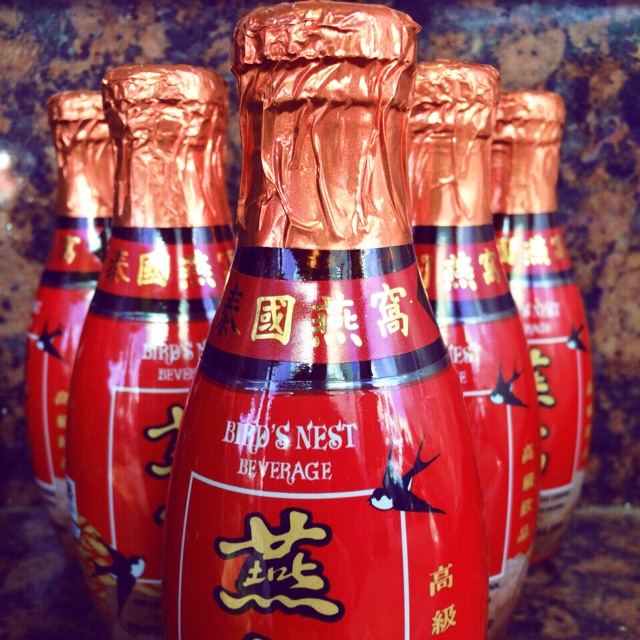 Nước yến chai sành Thái Lan
