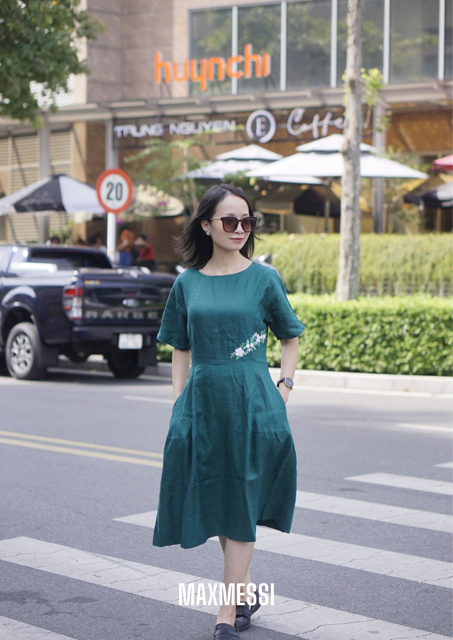 Đầm linen thêu tay ARIEL - MaxMessi