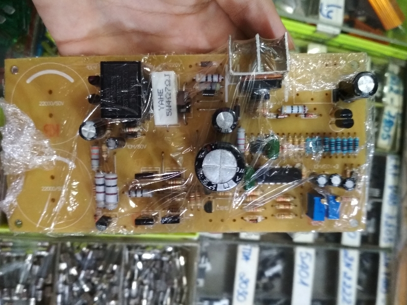 Bo mạch Ổn áp Standa đa năng