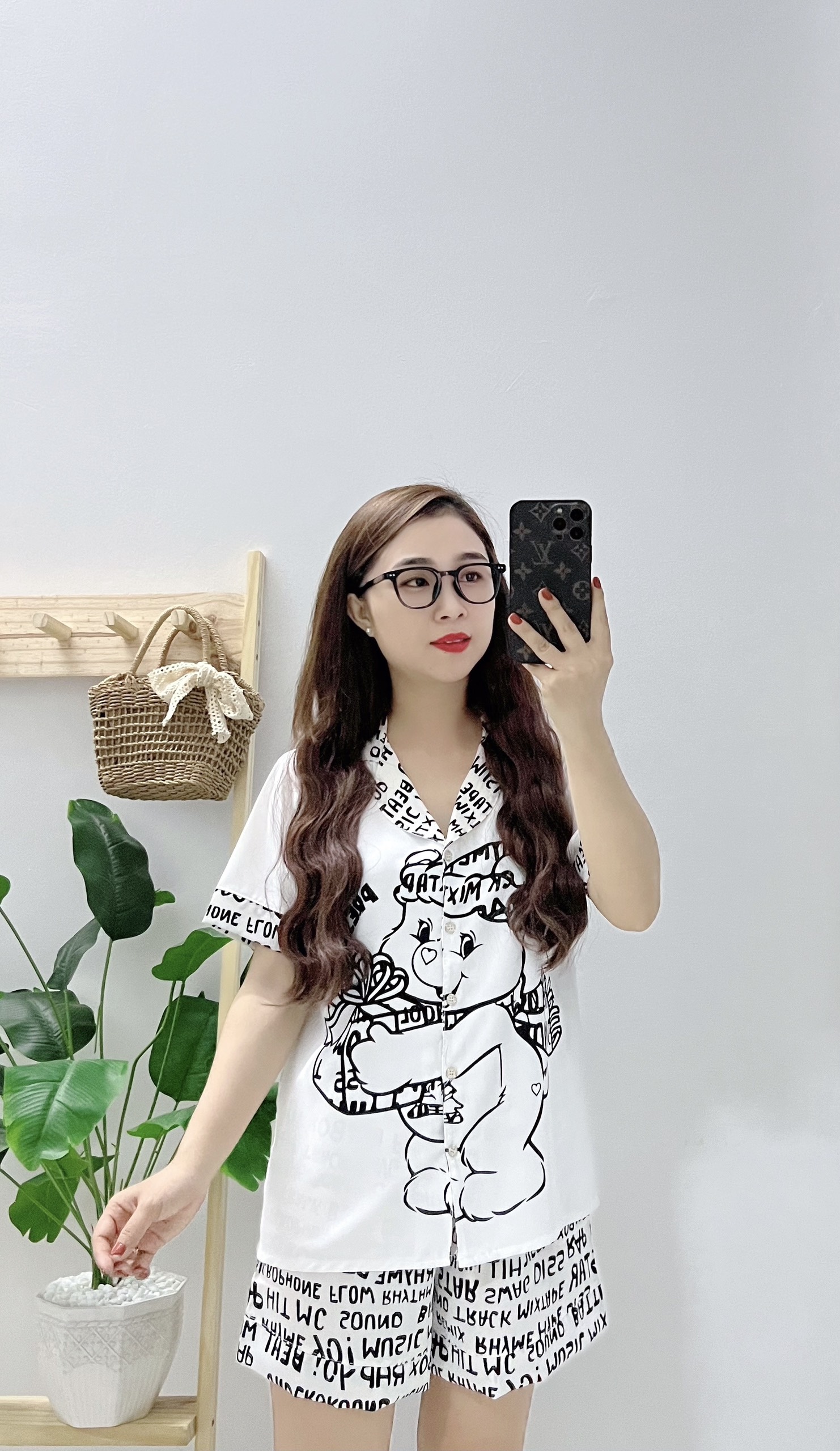 Đồ bộ nữ ANH MỸ pijama chất liệu lụa mango cao cấp 5D đùi DMG-01