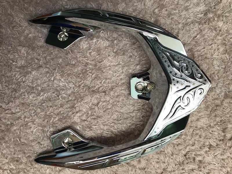 ốp cảng sau mạ crom xe air blade 2016 2017 2018 2019
