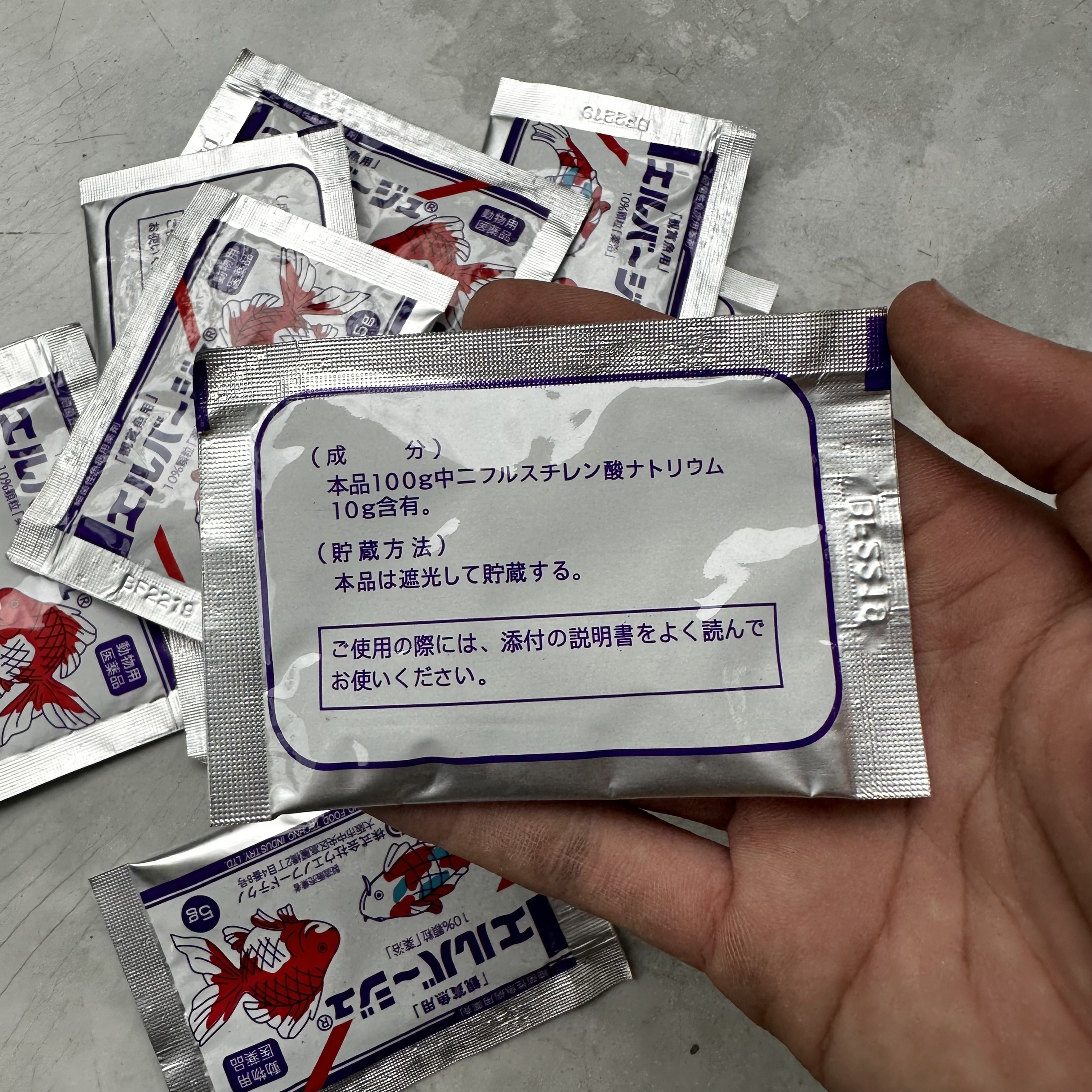 Tetra Nhật trị nấm ở cá cảnh