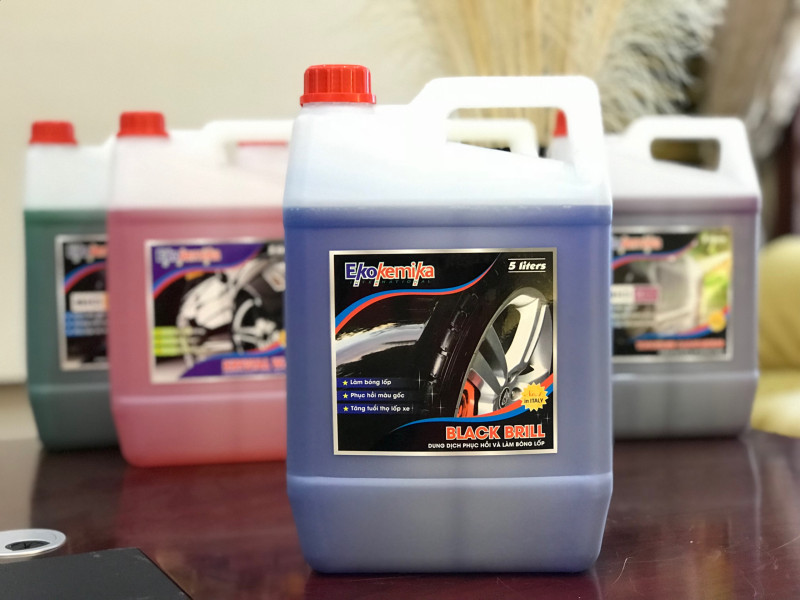DUNG DỊCH LÀM BÓNG LỐP EKOKEMIKA BLACKBRILL-5L