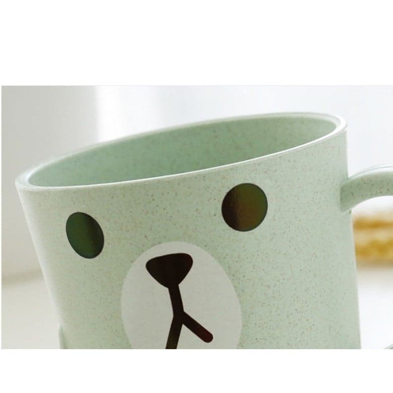 Ly cốc lúa mạch có quai cầm hình gấu