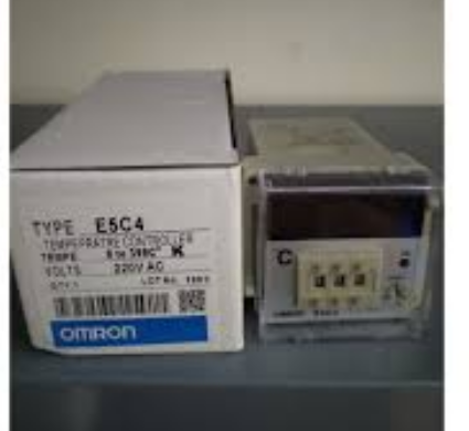 Bộ điều khiển nhiệt độ E5C4 đồng hồ nhiệt E5C4 .(bao gồm cả đế)
